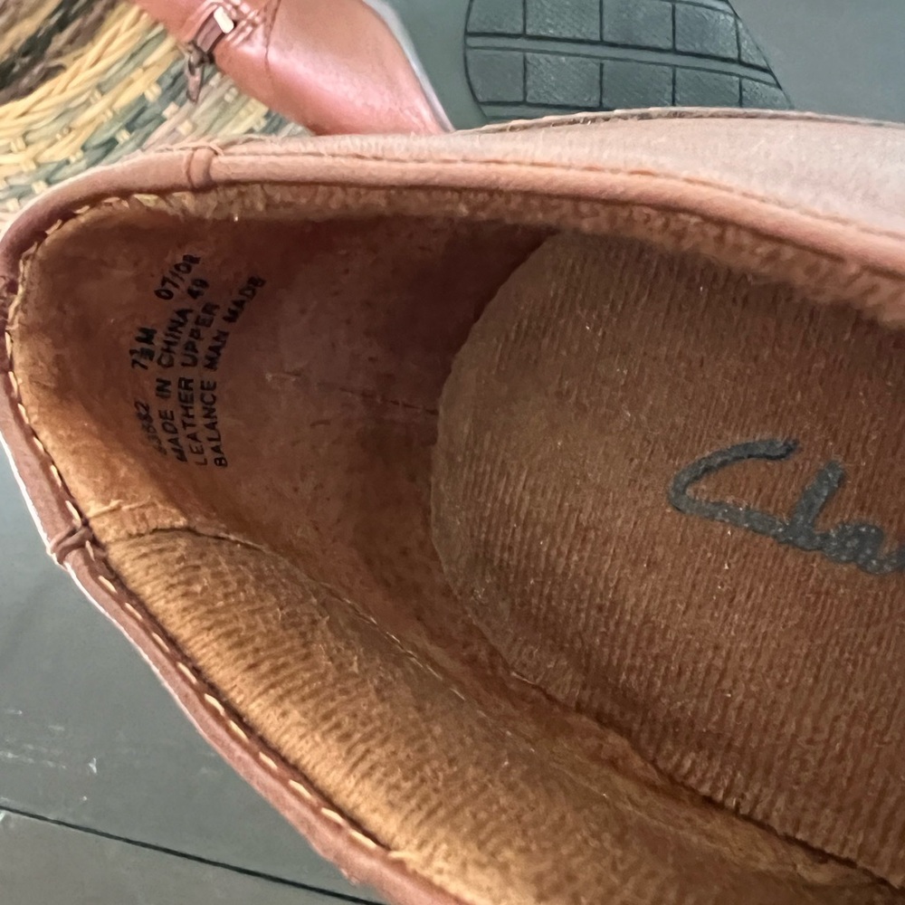 Clark’s Brown Leather Zip Booties 7.5 Medium - Picture 5 of 5